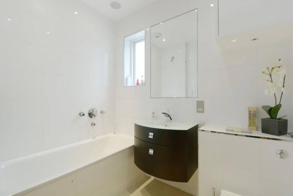 Designer 2 Bedroom Pimlico Londres Extérieur photo
